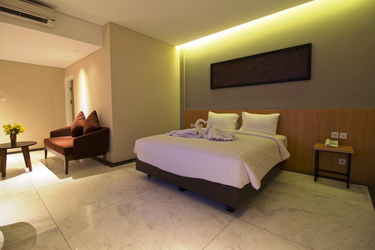 Vinotel Чиребон Экстерьер фото